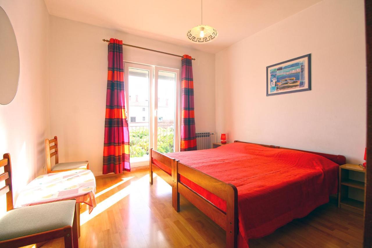 Apartments Valerija 847 PUY 외부 사진