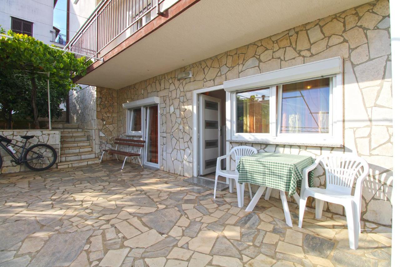 Apartments Valerija 847 PUY 외부 사진