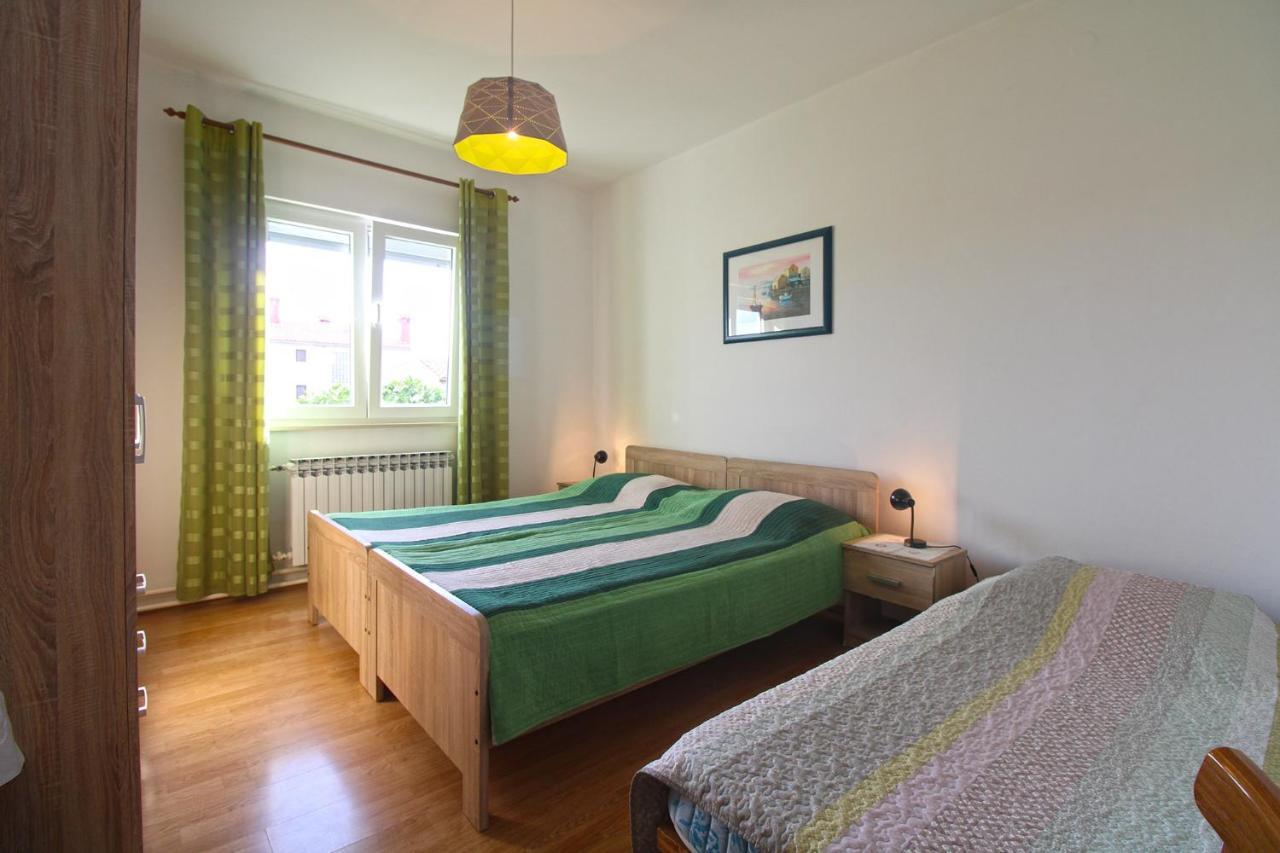 Apartments Valerija 847 PUY 외부 사진