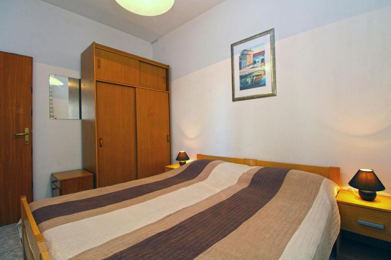 Apartments Valerija 847 PUY 외부 사진