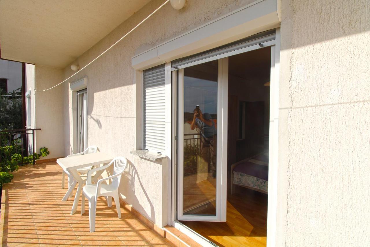 Apartments Valerija 847 PUY 외부 사진