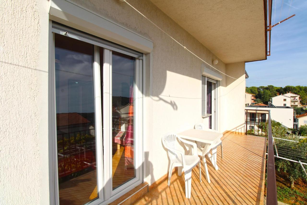 Apartments Valerija 847 PUY 외부 사진