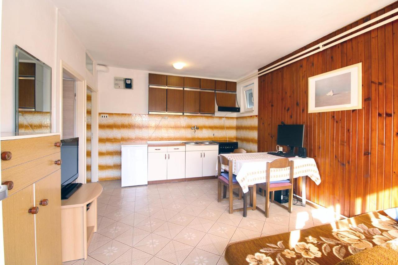 Apartments Valerija 847 PUY 외부 사진