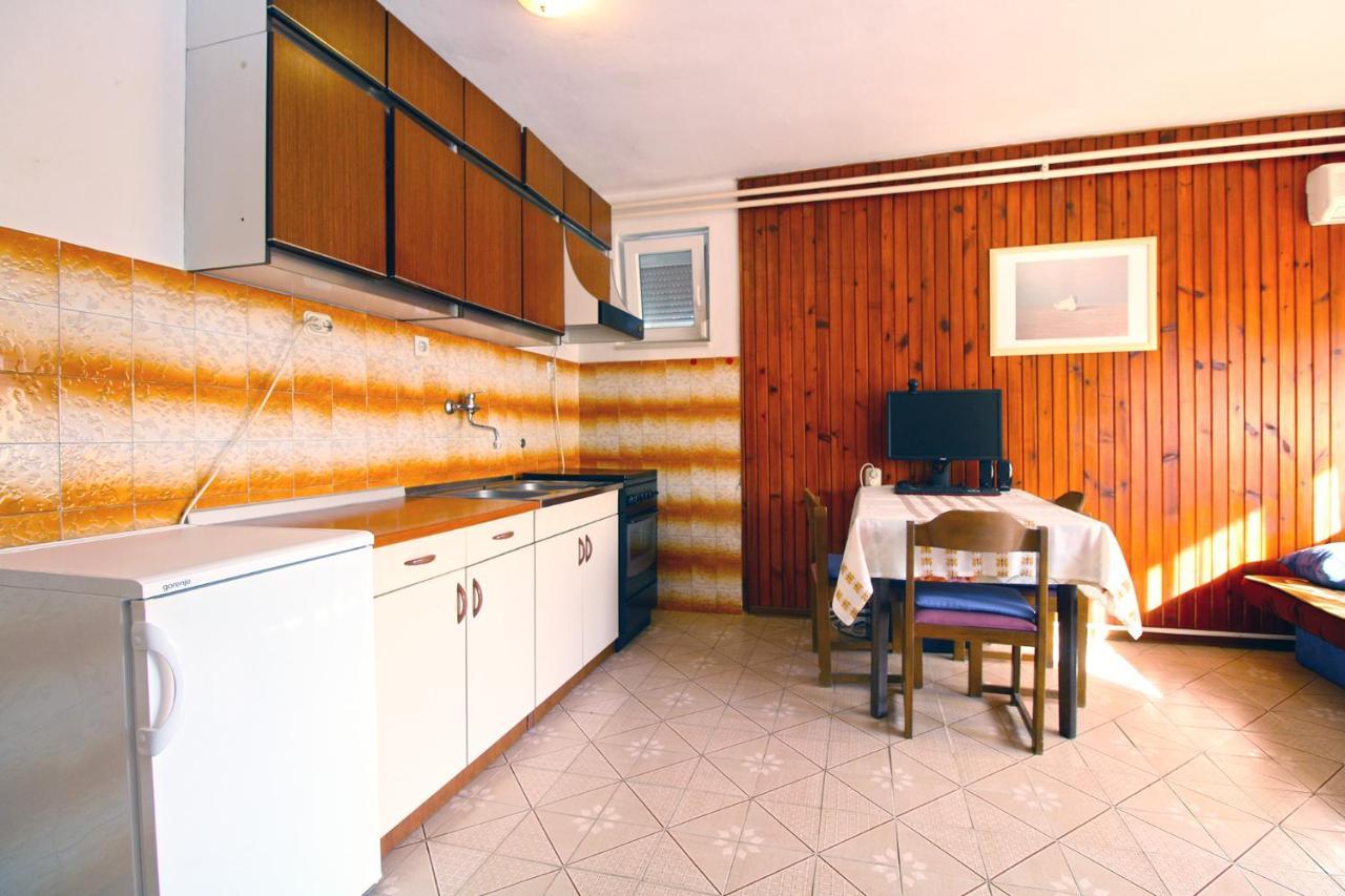 Apartments Valerija 847 PUY 외부 사진