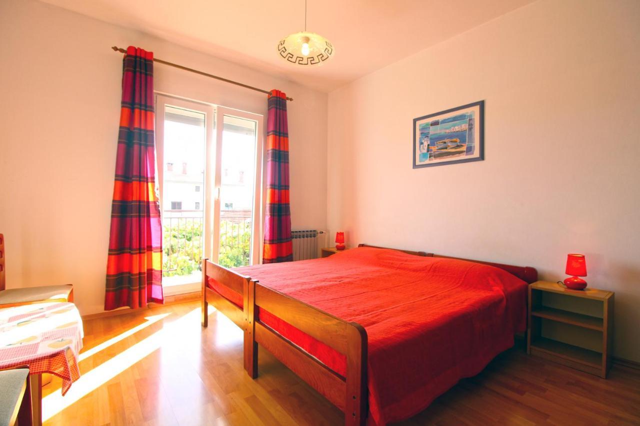 Apartments Valerija 847 PUY 외부 사진